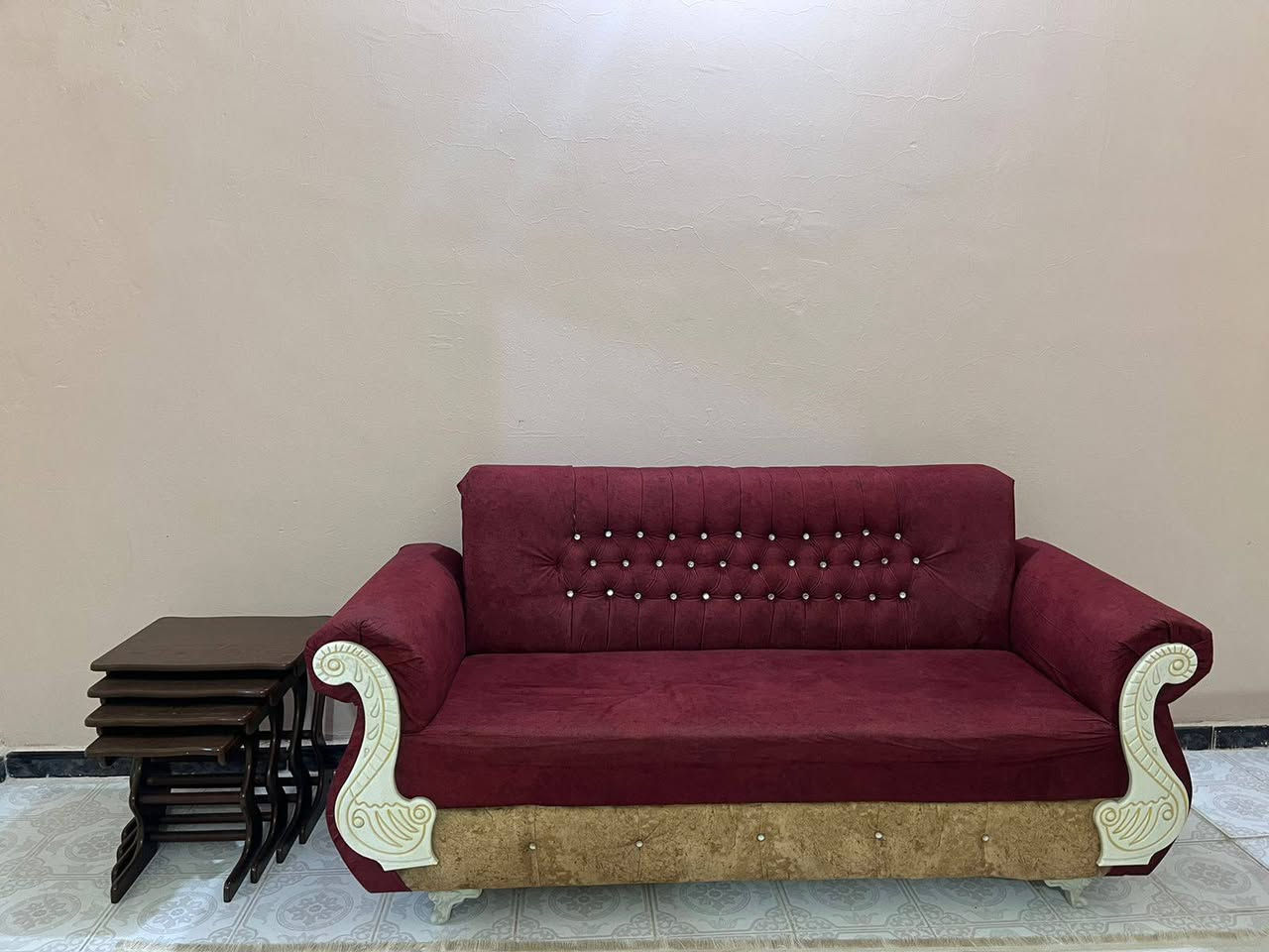 قنفات 5 قطع 10 مقاعد 350 وبيهن مجال
معرض 125 وبي مجال عنوان حكيميه


**إذا كنت صاحب هذا الإعلان وتريد حذفه لأي سبب، رجاءا أرسل رسالة إلى الدعم الفني**