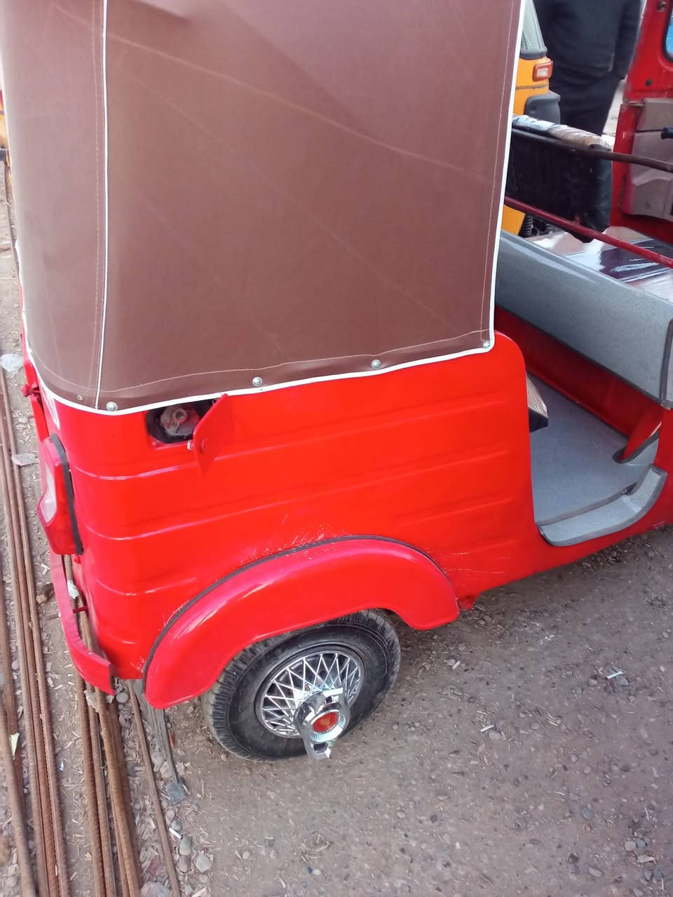 سلام عليكم تكتك اللبيع موديل 18 شهر 4تكتك جاهزة الشارع مكينة لا تنقيص ولا تبخير السعر 3800 مكاني بغداد حي البتول الشراي يخابر ***********
