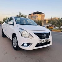 نيسان سني  هندي بليته زرقاء موديل 24 ضمان السور بيهه السياره بيهه قطعت...