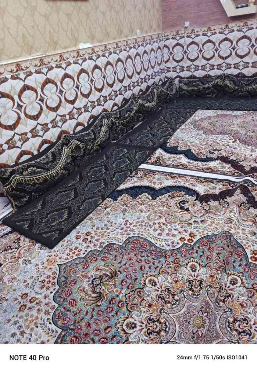 "سلام عليكم فله للبيع 600متر مساحه البناء 300 طابو زراعي صرف عراقي طابقين الارض مقلوعه مترين ومدفونه جلمود وحصيره بشيش ابو 16 بعدها بناء عالي عن الشارع من البتلو لحد البيتونه كله طابوك البيت كله جسور يحتوي على 7 غرف كل غرفه 7 في 5 ثلاث صلات ثلاث مجمع صحيات استقبال تقريبا 10م التنومه الجباسبي الشارع الدولي وتدخل السعر 210 وبي مجال، بقیه التفاصيل واتساب ***********
