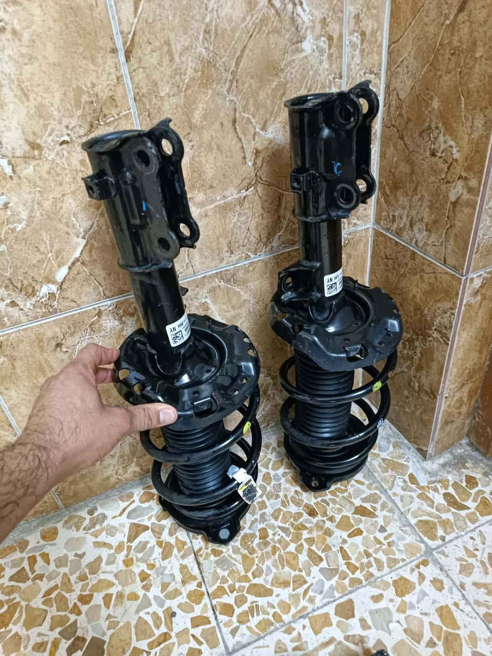 سلام عليكم 
غراض النترا من موديل 17الى موديل 20 مال تفصيخ دبلات ودرايم شف الصفحه الطويله العنوان بغداد مدينه الصدر ***********
