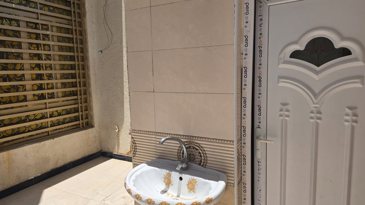 دار للبيع
المساحة /120 متر
بناء جديد 2025
مغربه قرب عيادة صباح الدايني
للاستفسار الاتصال بالرقم /***********
