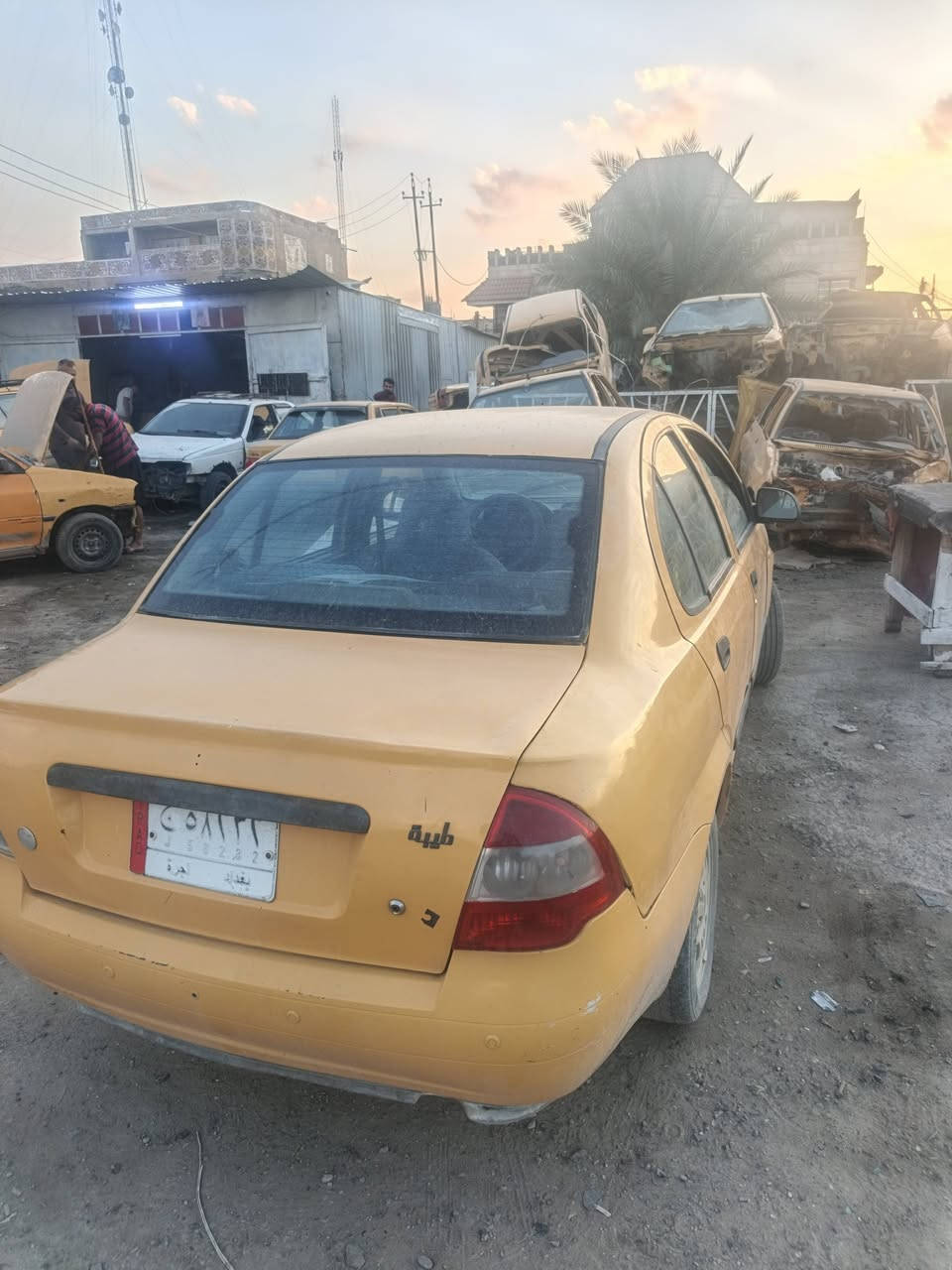 السلام عليكم طيبه موديل 16 رقم بغداد مصفر هيئه غرامات سياره عاوزها ترتيب السعر 23 ورقه وبيها مجال بسيط عنوان ***********بغداد الزعفرانيه***********#
