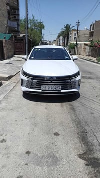 BYD دستروير ٢٠٢٥ رقم بغداد سياره مكفوله من الصبغ وتبديل ولفتح بيه بارد...