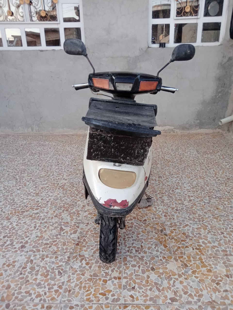 السلام عليكم ماطور بزون محرك شاصي شرط الهيكل كدام العين السعر 80 وبي مجال للإستفسار ***********
