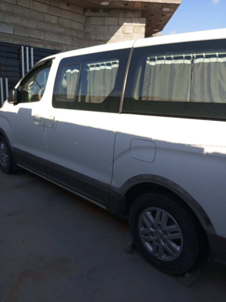 ستاريكس موديل 2017
رقم انكليزي 
مشروع وطني
باسمي 
180$
العنوان صلاح الدين سامراء 
***********
