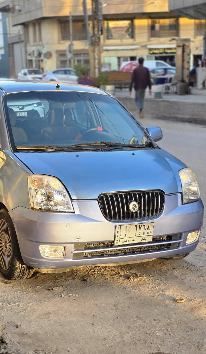 تحيه طيبه
بيكانتو ٢٠٠٦
رقم بابل مميز 
مداور ثاني يوم 
صبغ عام جماليه فقط 
تبريد شغال 
تدفئه شغاله 
صدر جديد 
تخم تاير + ويل كب رياظي 
كهربائيات كلها شغاله 
كيجات كلها شغاله 
 ريمونت سنتر لوك 
كير اوتو 
شلعه معدل خير من الله 
السيارة ناعمه كلش 
داخلها جديد 
مدوشمه ارظيه جلد 
سيارة متصرف عليها الف دينار 
جاهزة من كلشي 
اليوم فولتها بانزين ودهن كير ومكينه 
يعني جاهزة مجهزة 
عنواني بابل مركز المدينه 
للاستفسار خاص او الاتصال 
***********
السعر ٥٧ مجال قليل 
اسف على الاطاله
