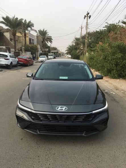 السلام عليكم
هونداي النترا لمتد 2024
وارد امريكي دخول جديد فول الفول
4 كاميرات لون زيتوني بدون رقم 
بدون ايرباك ماشية ألفين 

الضرر: بنيد تصليح وصبغ وقبق جنطه تبديل نفس الون
جاملغ خلفية تعديل على البارد ودعامية خلفية صبغ 
المواصفات:
بصمة 
تشغيل عن بعد
شاحن وايرلس
فتحة سقف سلايد روف
رادارات امامية قيادة ذاتية والحفاظ على المسار
رادارات جانبية نقط عمياء
رادارات خلفية تنبيه عبور + بريك ذاتي
لدات نهارية امامية
بك لايت خلفي لد شمعة
مقعد السائق كهرباء 
سستم صوت Bose
مكينة 2000 دوش
ويل كب 17 كروم
شاشة كبيرة لمس مع عدادات ديجيتال 
كاميرا خلفية دوارة
4 كاميرات محيطية 360 درجة
وضعيات قيادة سمارت نورمال سبورت
حساس هواء اطارات
اشاير بالمري
صندوق ذكي
مقاعد جلد 
تدفئة مقاعد امامية 
حساسات وقوف خلفية 
حساسات وقوف امامية
لايتات زينون عدسات
اشاير ديجيتال مع الكاميرا 

وباقي المواصفات المعروفة 
السعر 165 وبيها مجال
عنوان / بغداد الدورة
***********
