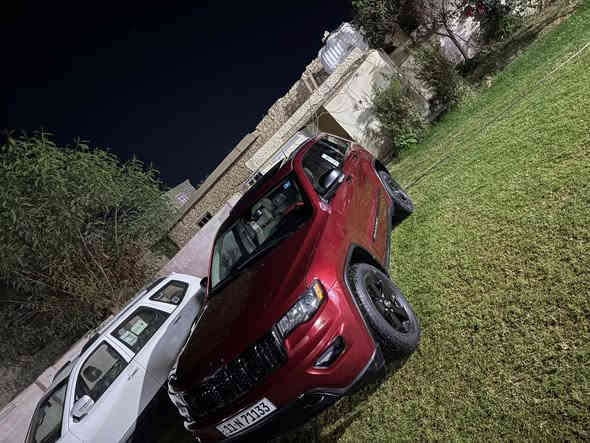 جيب  وارد مريكي  سياره موديل ١٣ مسجله ١٨ ومحدثه ١٨ بسمي سياره جديده مال جناي مال رمادي البعلي جاسم  سياره جديده  فول مواصفات فتحه بصمه فور ويل زراكات كشانه جلد كشانه كهرباء هيترات تدفئه تبريد فور ويل بصمه  صبق كفاله عامه  سعر ١٦٠ بي مجال.   ***********
