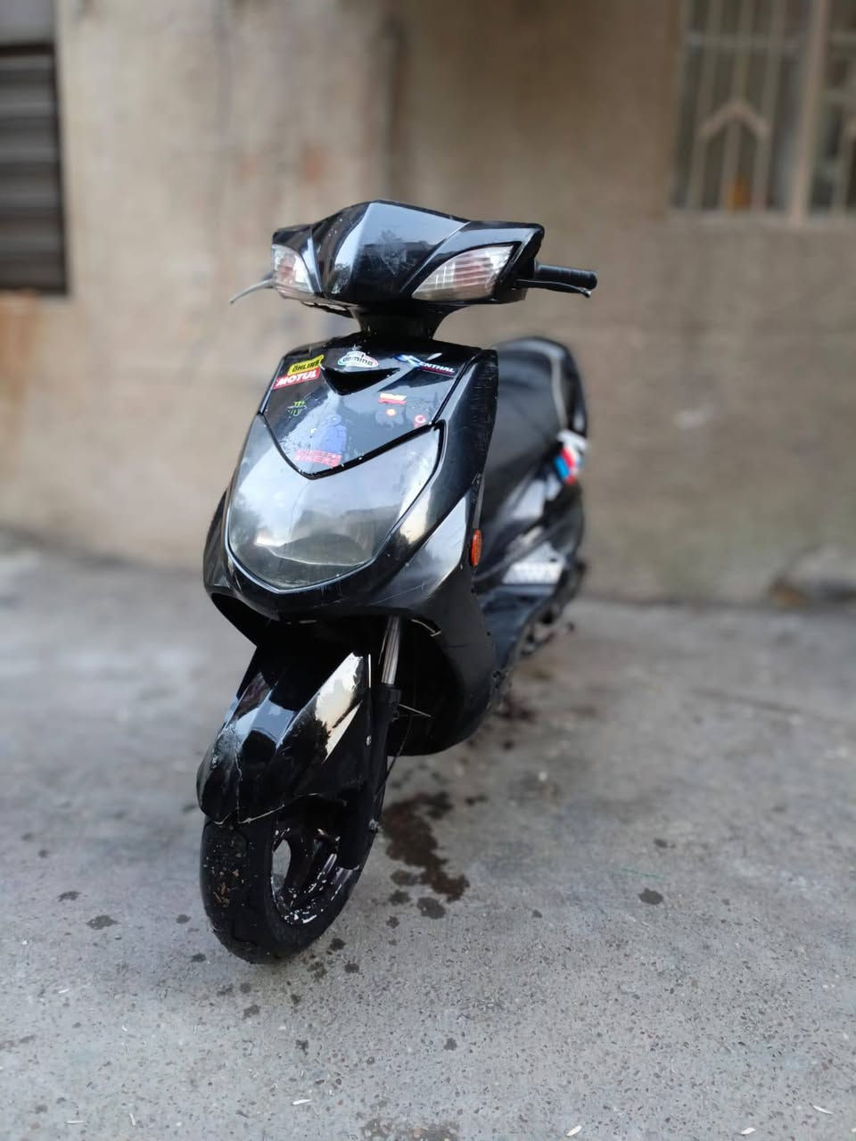 سلام عليكم دراجه سكنس فحل نوزل خطين ام طلاعات دراجه كفاله عامه مكينه بلاد كهربائيات  كلها شغاله اوراق كامله السعر 550 وبيه مجال المكان بغداد الكرخ قرب جامع شيخ معروف لستفسار ***********
