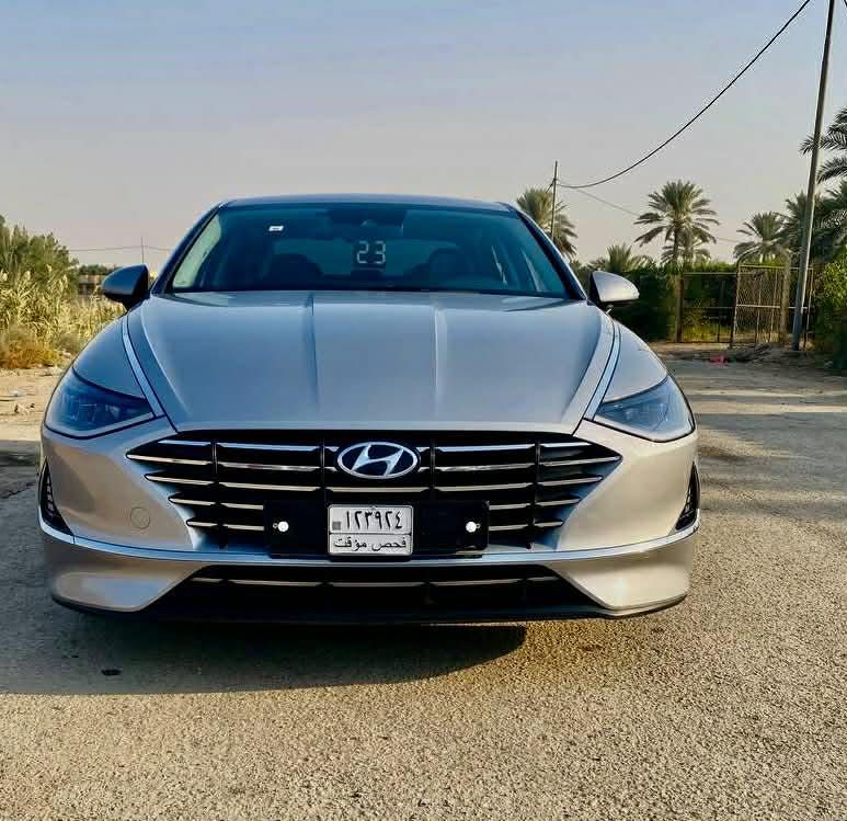 السلام عليكم سوناتا ٢٠٢٣ وارد كوريا غاز بلادي كفاله عامه حره تترقم جميع المحافضات السياره على وضع الشركه كلشي ما ناقصها مكانها واسط الصويره للاستفسار ***********/***********
