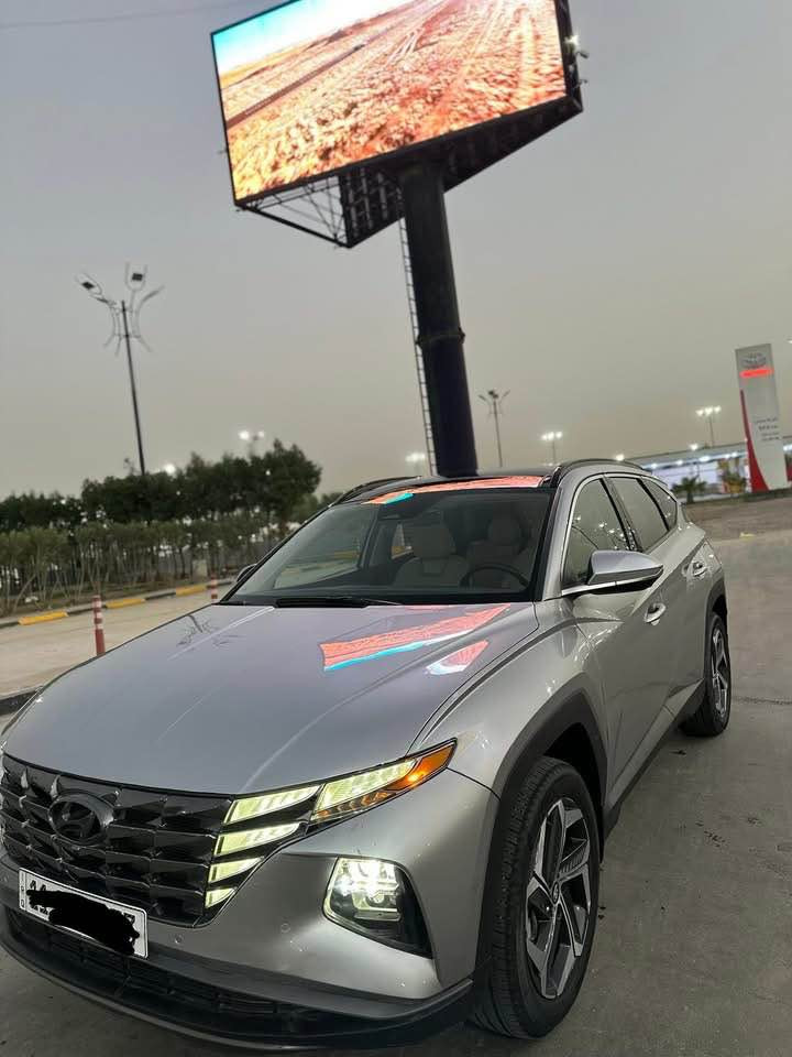 السلام عليكم 
توسان 2024 فول مواصفات ماشية 5 الف فقط 
حادثه بابتين وبيها طخه بسيطه بالبنيد موضحه بصور ايرباك ستيرن وبرده فقط
بجم كبس بلادي شواصي ولغود كفاله 
لون سلفر وارد امريكي فول مواصفات 
لمتد vip اوتو بارك
المواصفات : بانوراما / بصمة / جلد / كشن كهرباء / خزن كشن
ميموري / جنطة كهرباء / شاشة كبيرة 20 انج / شاشة ديجتال / انارة داخلية LED / كير دكم /سايد بريك دكمة / مود درايف / اوتو ستوب / محرك 2500 / تدفئة وتبريد بالكشنات / مانع انحدار / ٤ كامرات + شاشة عرض كامرة رباعية / تبريد قطعتين. / نظام HTRAC / رادارت / شفتات ستيرن / رادار نقطة عمياء / تشغيل عن بعد / تحريك بالبصمه( اوتو بارك)/ تدفئة ستيرن. / كامرة في المري الجانبية مع الاشارة
مكاني بغداد جديده الامين ***********
السعر 185وبيها مجال بغداد, العراق
