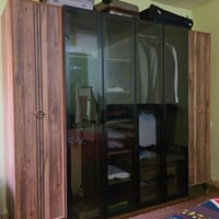 غرفة تركية مستعملة قليل يعني جديدة  للبيع مابيها اي ضرر مكانها الدورة ...