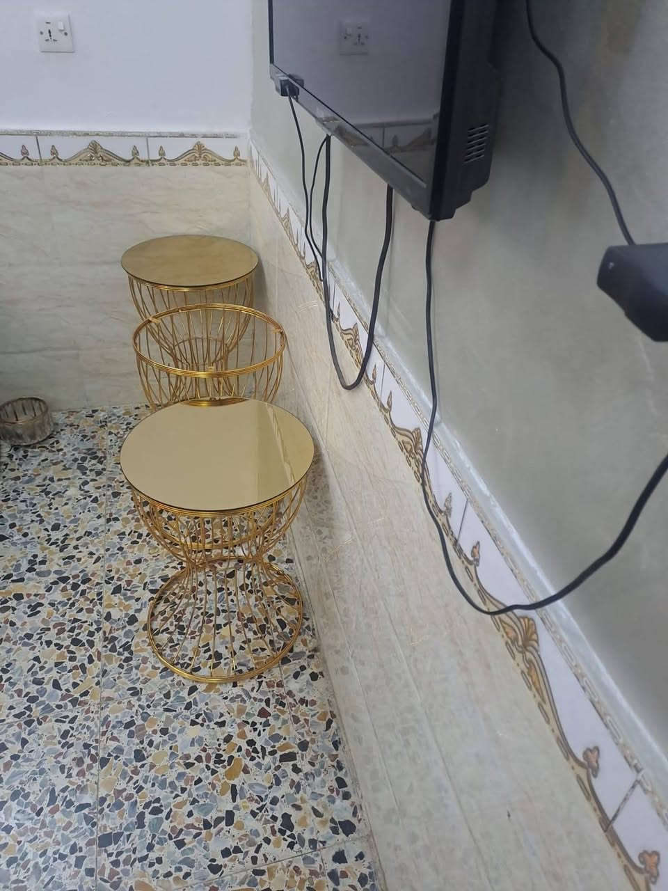 السلام عليكم تخم +طبلات +بردة كلة تركي العنوان مدينة الصدر الرقم *********** السعر ٤٠
