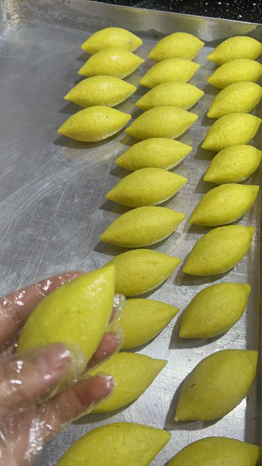 يتوفر جميع أنواع المعجنات للطلب تواصل على الخاص يوجد خدمة توصيل


**إذا كنت صاحب هذا الإعلان وتريد حذفه لأي سبب، رجاءا أرسل رسالة إلى الدعم الفني**