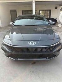 هونداي النترا موديل 2025 ماشي 1 الف  بابين جهه سائق صبغ  بدون دواخل بد...