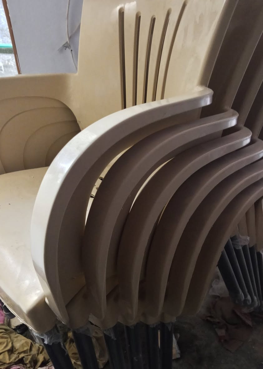 كراسي جدد  قويات رجلين حديد بسعر جوا السوك الواحد 10 الف

آخر 6 كراسي المكان ناصرية مركز


**إذا كنت صاحب هذا الإعلان وتريد حذفه لأي سبب، رجاءا أرسل رسالة إلى الدعم الفني**