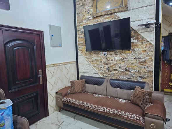 الهم صلي على محمد وال محمد 🌸

بيت للبيع  زراعي مداور اسهم اقرار محكمة سند ٢٥🔴

المساحة :200 متر  

بين السكك وبين الصياغ قرب حسينية الباقيات الصالحات🕌

خدمات كلهة متوفره ماي كهرباء ومشمول بلجهد الهندسي 

البيت كونكريت مسلح بناء حديث سنه ٢٠٢٤ 

البيت يتكون من :
غرف عدد (٢) 
صالة 
استقبال 
مطبخ 
طارمة زغيرة 
الارضية كلهة سراميك 

السعر :100 قفل 🔒

للاستفسار خاص او واتساب ***********📲
