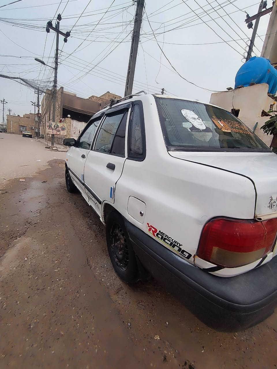 سلام عليكم
سايبة موديل 12  رقم انگليزي 
مكينة وگير خير من الله لا تبخير ولا تنقيص
شرط مداور ثاني يوم 
السعر  28 وبيه مجال 
مكاني مغربة 
***********
