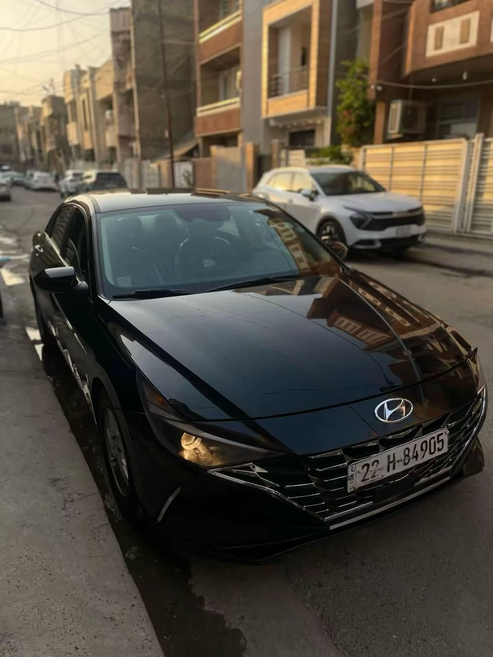 السلام عليكم النترا موديل 2023وارد امريكي بيه بس خشم البنيد  وايرباك استيرآ طاك وبدون اي شواصي او لغد السياره نضيفه كلشش ماشه 26 
مواصفات السياره 
1 تحكمات مقود 
2 قياده ذاتيه
3توقف ذاتي 
4تثبيت مسار 
5 اوتو هولد
6شاشه كبيره 
7 شاشه كامره دواره
8شاشه تدعم الكار ابلي 
9 رادار امامي 
10 رادار خلفي 
11 رادار جانبي 
12ڤيو
13ثلاث انضمت قياد 
اسبورت نورمر سمارت
14 لايت اوتو  
15 حساس اطارات
16 شاشه اعطال 
17 انضمة ترحيب  
مكينه 2000 دوش
كير AT
رقم اربيل 
رقمً الجديد
155بيه مجال  
مكان السياره بغداد القاهره 
***********
