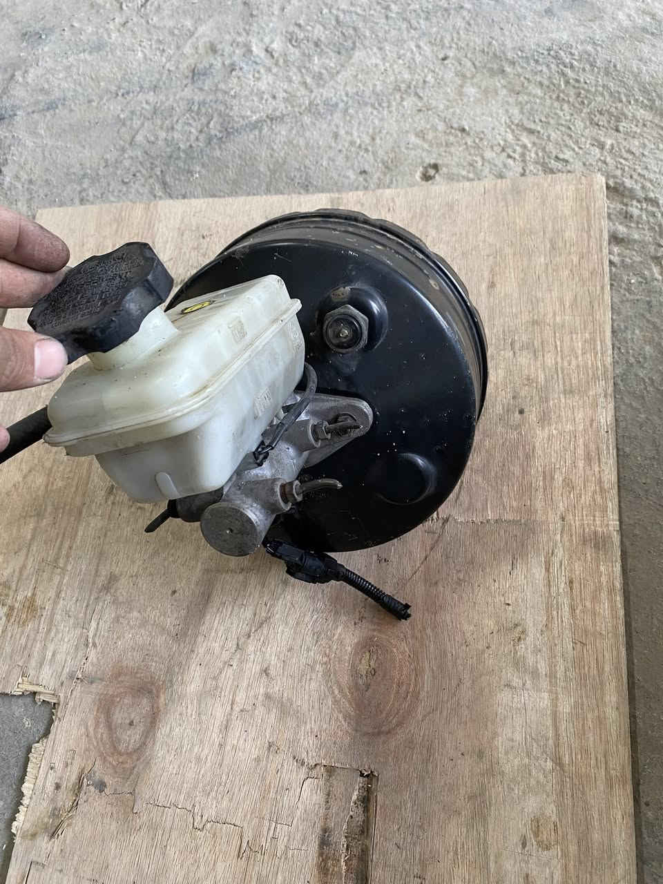 ‎وصول قطع غيار ستاركس 2007 
‎نظافه وتميّز والجمال 
‎موجود 
‎باب أمامي 
‎باب سلايد 
‎باب جنطة 
‎كاردن 
‎جاملغات 
‎كهربائيات 

‎العنوان // بابل - الحمزه الغربي 
‎داخل حي الصناعي 
‎مجمع غالب عبيد 

*********** 
‎اهلا وسهلا بالجميع
