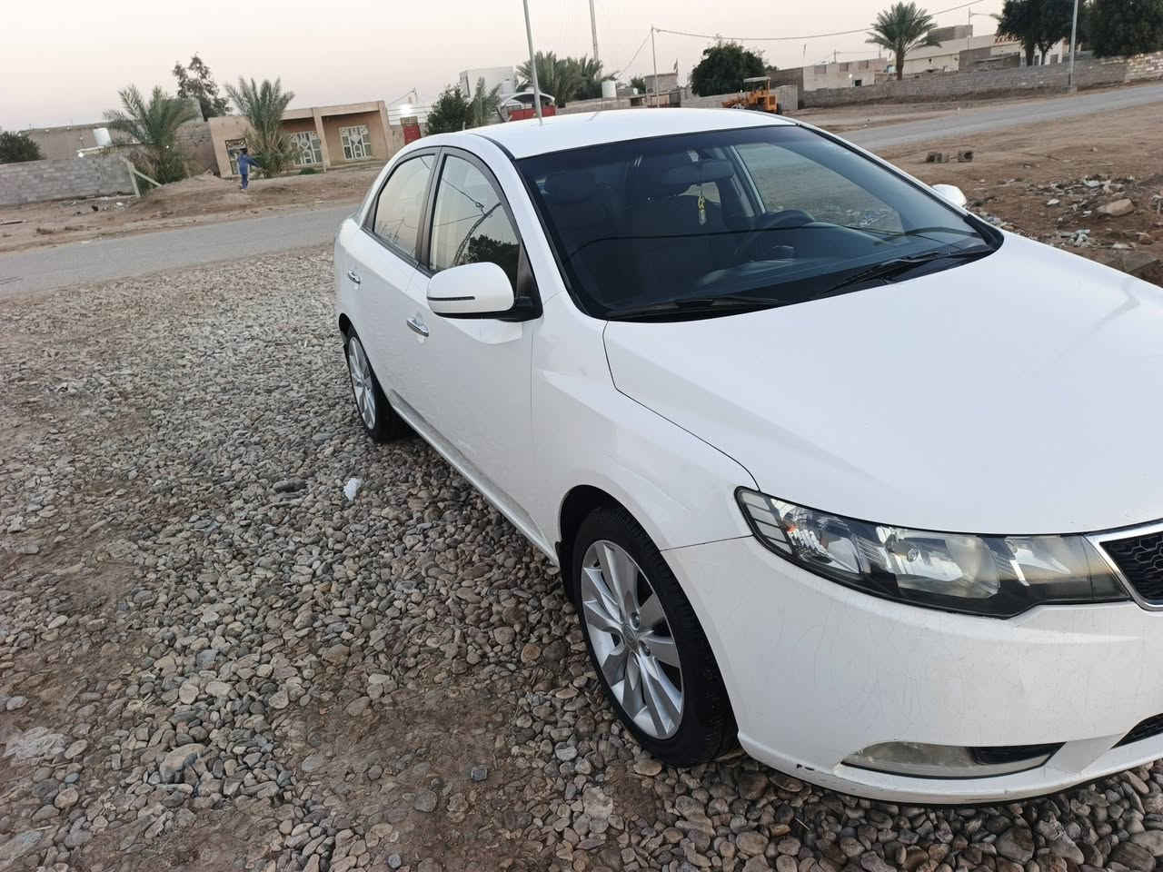 السلام عليكم سيراتو13خليجي
حداديه جديده تخم تايرجديد ادامه كامله مسويلهه 

العنوان واسط الزبيديه السعر108وبيهه مجال بسيط

لستفسار***********
