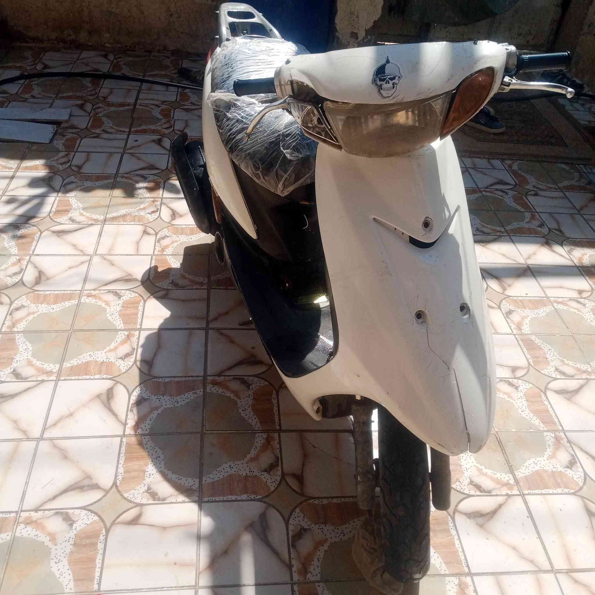 للاتصال والاستفسار:
*********** 
سلام عليكم دراجه 60عصفوريه مكينه خير من الله عوزهه بس كلوبات السعر 130وبيهه مجال
