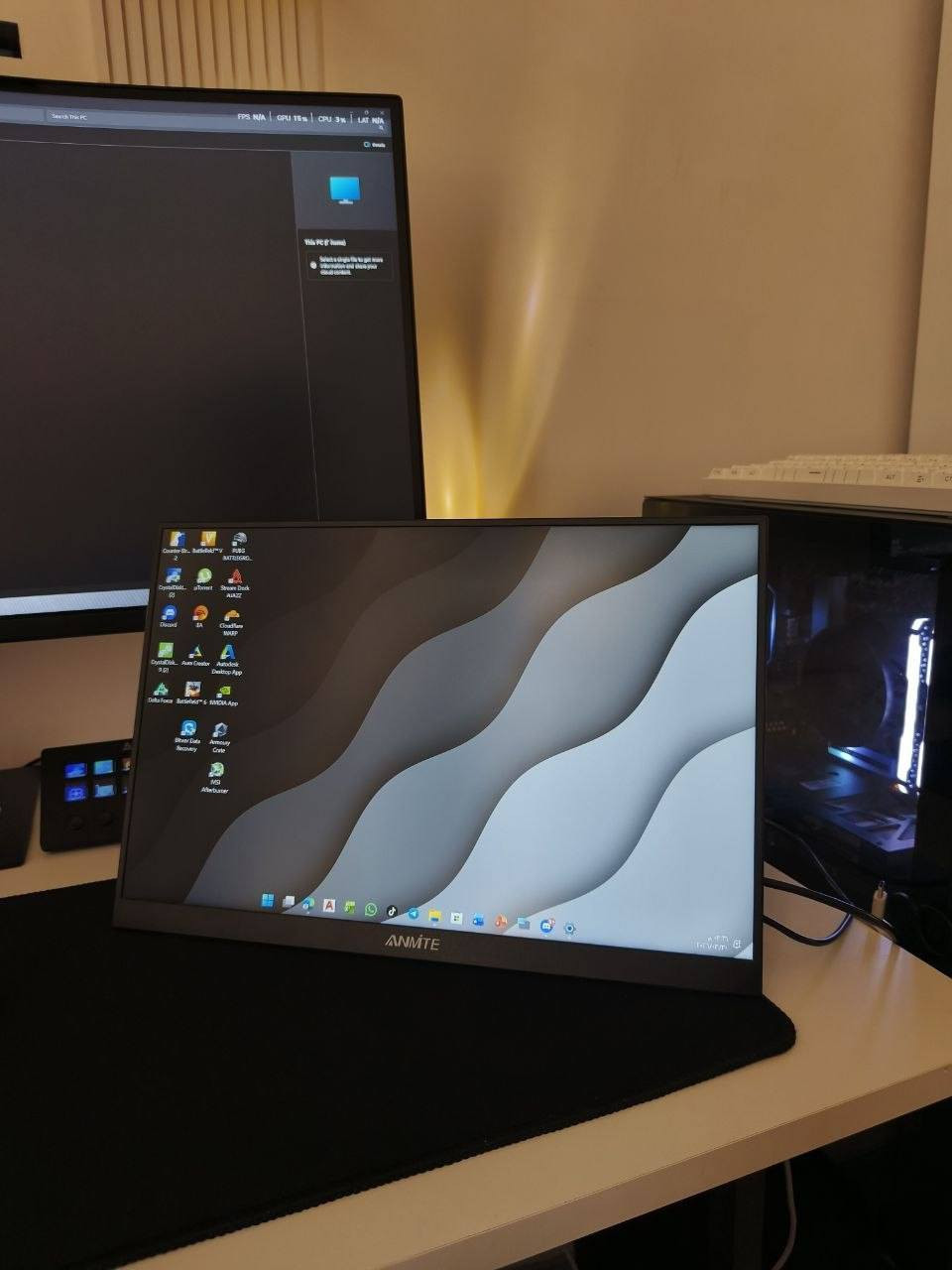 ANMITE portable monitor
شاشه لمس 

شاشه بمواصفات :
16inch حجم
دقه 1080p
تردد 60hz
Touchscreen لمس 

جديده غير مستخدمه

السعر ١٢٠ الف


**إذا كنت صاحب هذا الإعلان وتريد حذفه لأي سبب، رجاءا أرسل رسالة إلى الدعم الفني**