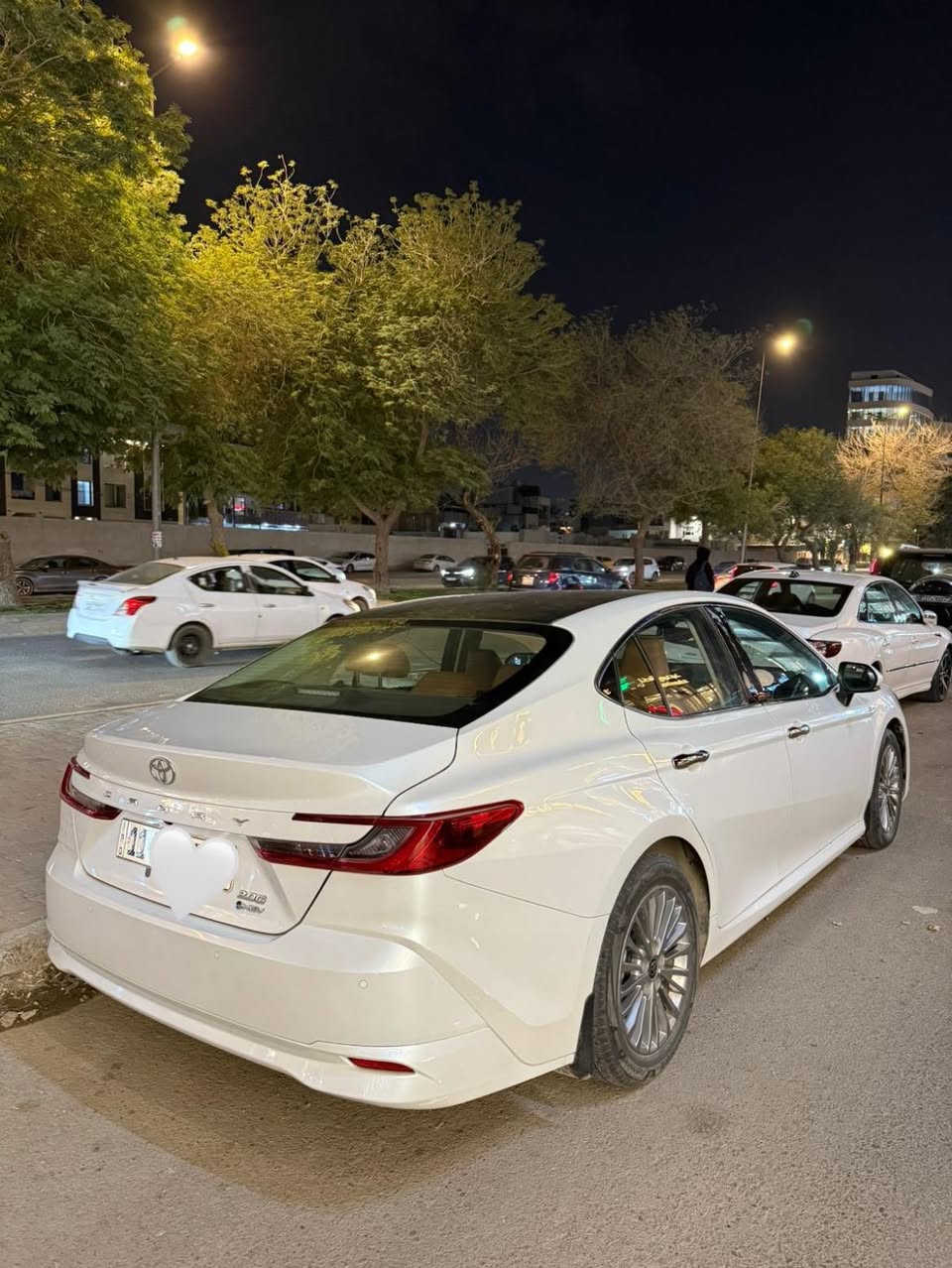 السلام عليكم 
كامري 2024 شكل ال 25 
هايبرد ماشيه 48 مكفوله 
مكانها المنصور 
***********
