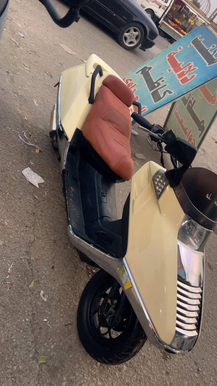 للبيع فيوجن حلوه ومكفوله مكينه حلوه نكره سلف سعر ٧٠٠ وبيها مجال رقم ***********
