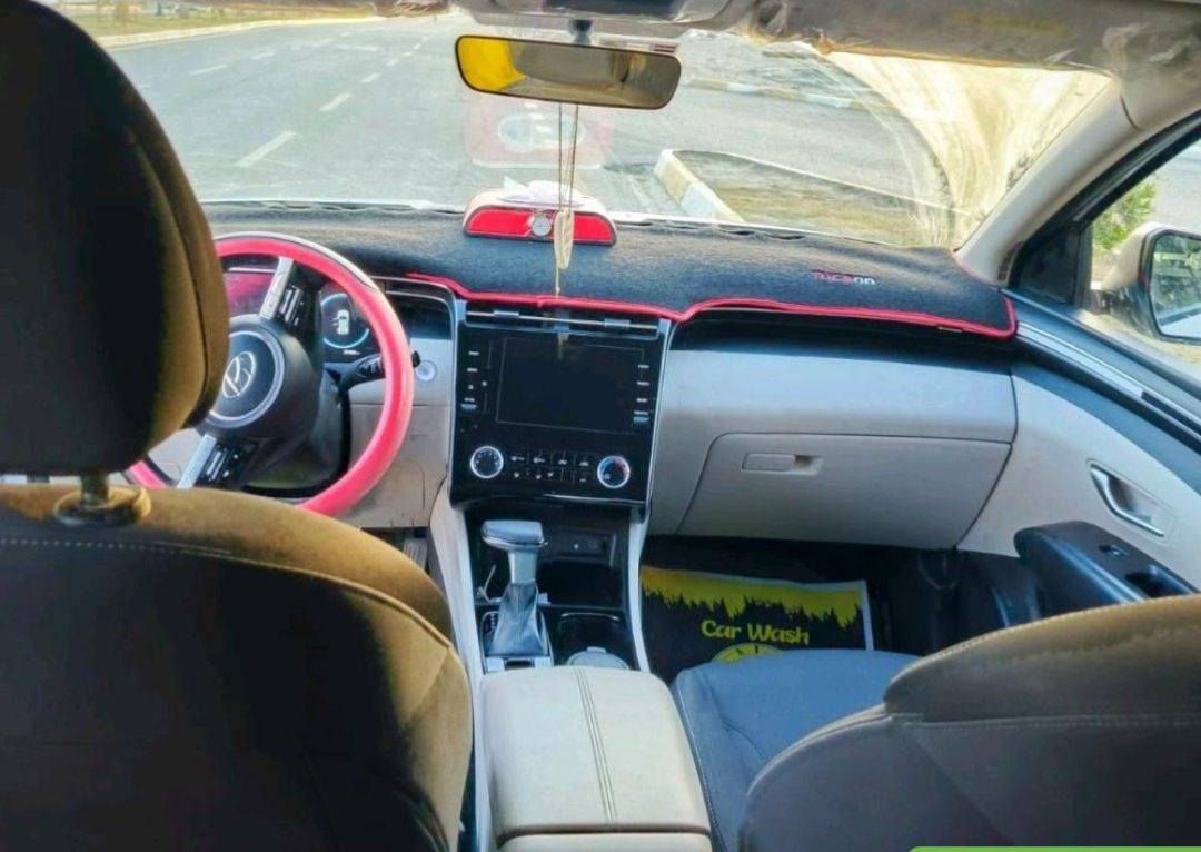 السلام عليكم
للبيع توسان 2023 وارد خليجي
اللون: أبيض
المحرك: 2000
رقم بغداد
الممشى: 82 ألف

الحالة: بارد بصندوق 

المواصفات
فول عدا البانوراما
• كراسي كهربائية
• حساسات أمامية وخلفية
• بصمة (عدد 2)
• ويل كروم
• دخول ذكي
• هاند بريك بصمة
• ثلاث أنظمة قيادة (Eco / Sport / Normal)
• شاشة آيباد
• شاحن وايرلس مع منافذ USB أمامية
• قطعتين تبريد
• تحكمات ستيرن من الجهتين
• برادات خلفية
• الجام أوتو
• مثبت سرعة
• مرايا شفط
• لايتات أمامية LED فول
• زينون أمامي وخلفي
السياره بدون اي نقص
العنوان: بغداد سعر 210ورقه


**إذا كنت صاحب هذا الإعلان وتريد حذفه لأي سبب، رجاءا أرسل رسالة إلى الدعم الفني**