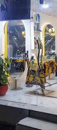 سيت مرايات نضيف جدن العنوان بغداد الكرخ رقم 07729178676