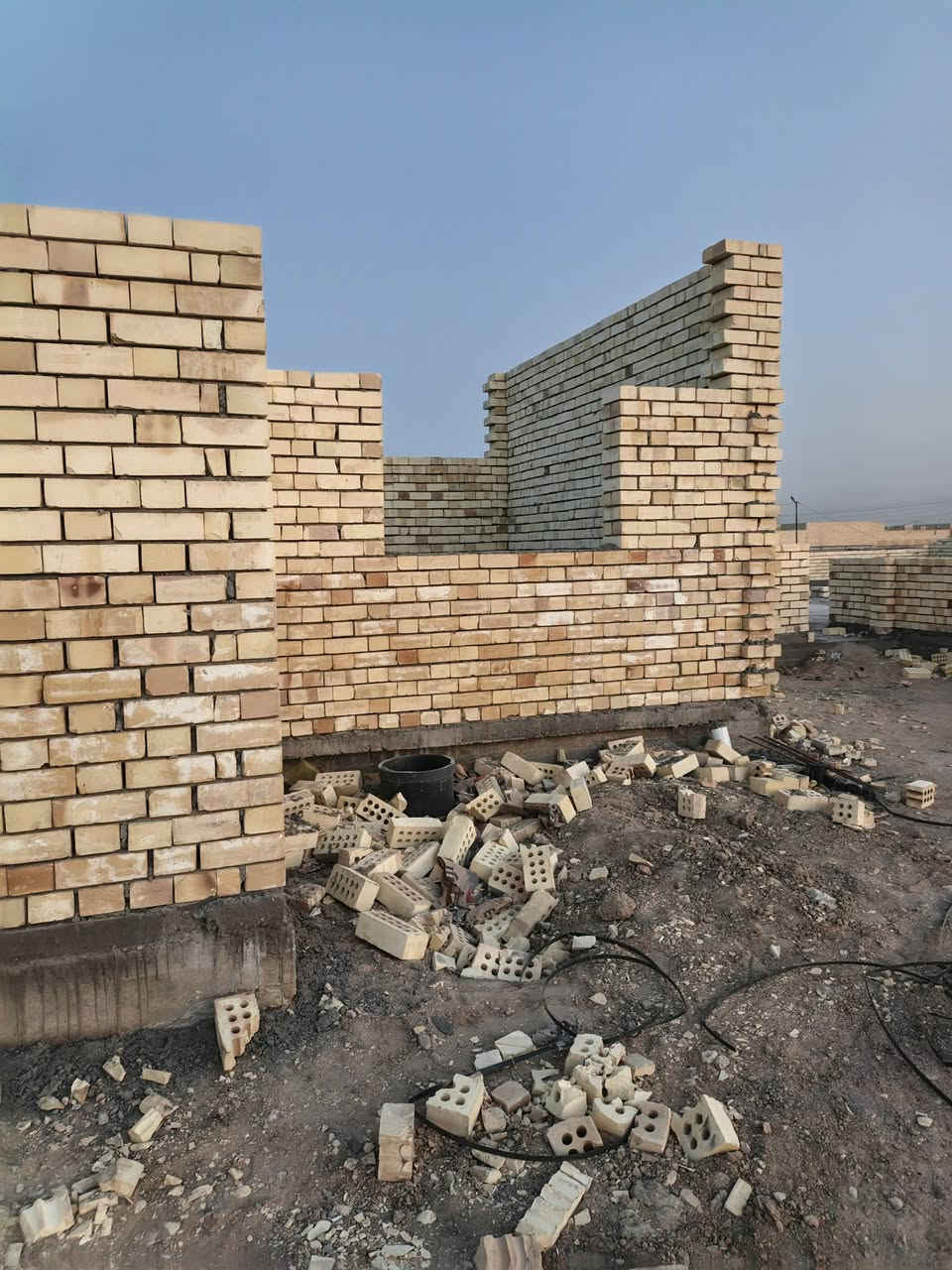 خلفه بناء متفرق شرط نضافه الشغل ناصريه مركز ***********
