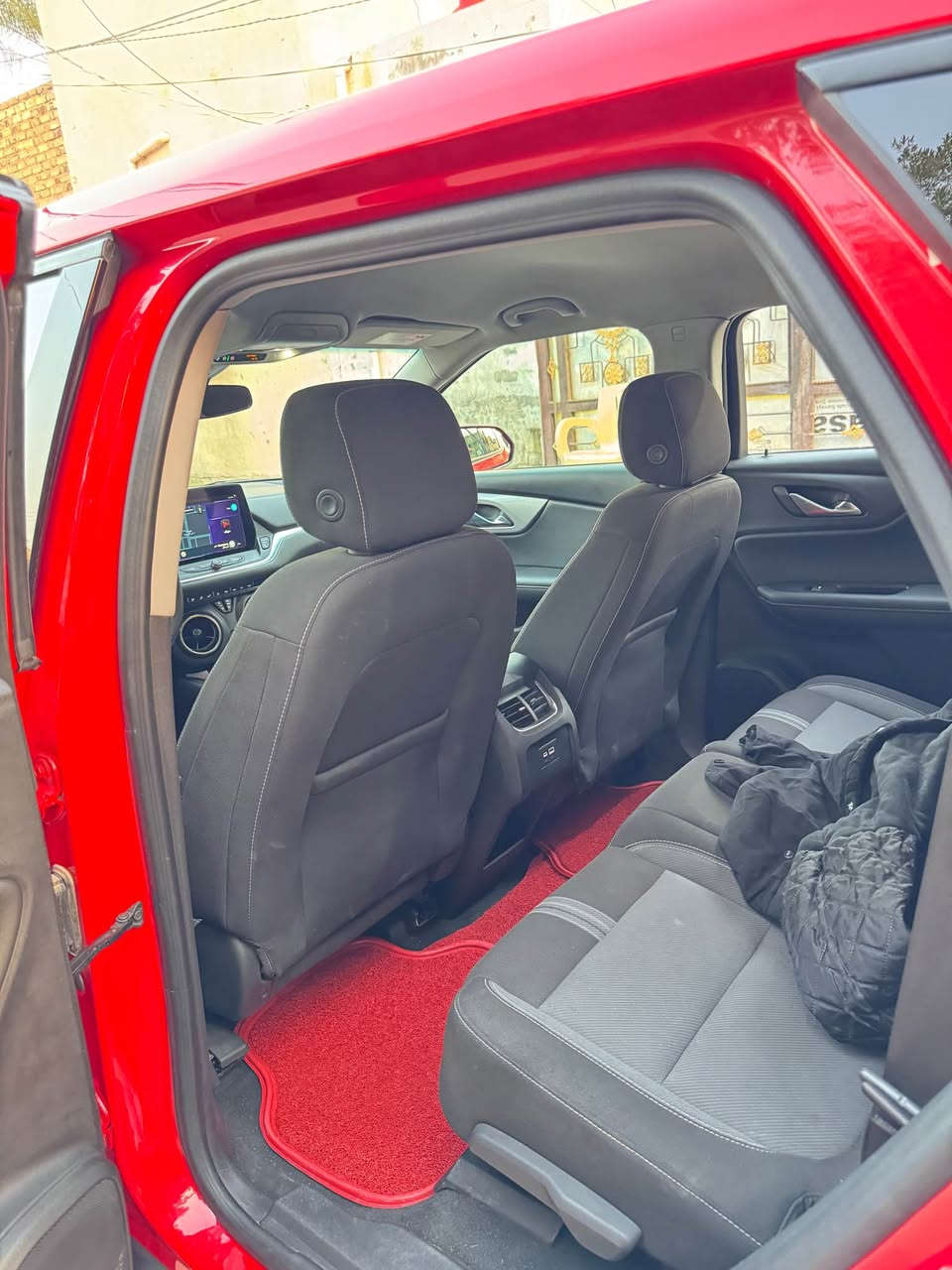 بليزر مديل 2023 
سياره جديده 
2000 تيربو 
اربعه سلندر 
حادثه قطعه وحده فقط لبنيد 
رقم اربيل 
تخم تاير جديد 
تبريد قطعتين
لايت زنون
مكاني النجف 
سعره 225 وبي مجال
*********** النجف, العراق
