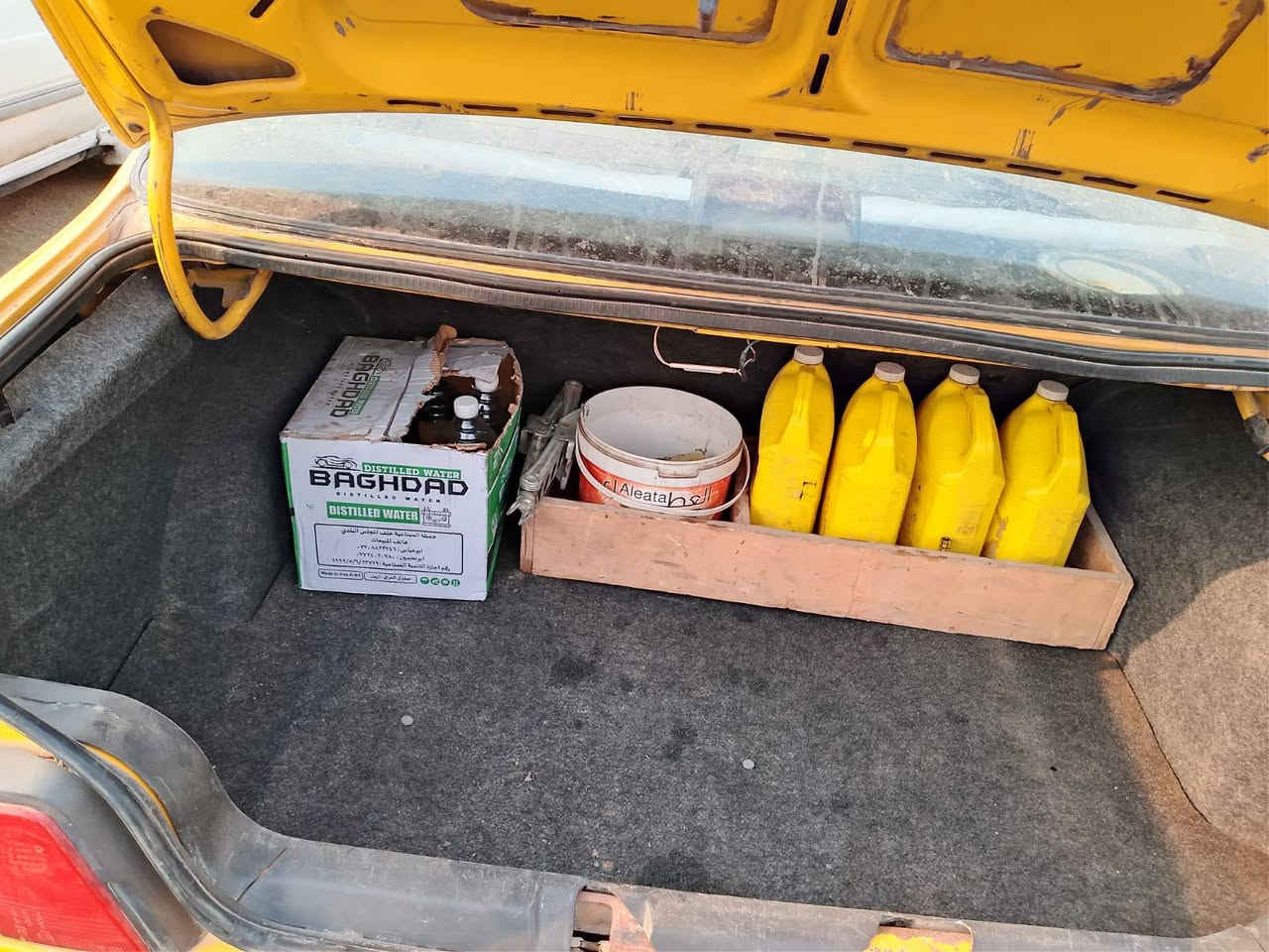 السلام عليكم بيجو للبيع موديل 10 *********** الشعر  32
