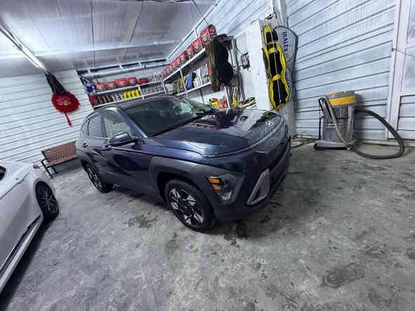 السلام عليكم 

كونا ٢٥مكفوله بدون صبغ بدون أرباك بدون فتح فقط دعاميه نفس اللون ماشيه ٩٠٠٠ مكينه ٢٠٠٠ دوش 
موصفات 
بصمه 
كشن كهرباء
كشنات هيتر
كير تعليك
شفتات ستيرن 
رادارات
شاشه متصل 
كيجات دجتل
لد امامي خلفي
سايد بريك بصمه
ويل كب كروم
اشاير بالمري
تحكمات
السعر ١٧٢ وبي مجال بسيط

***********
مكاني بابل بغداد
