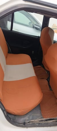 ٢٠٠١ • تحويل مباشر • محرك وكير جيد