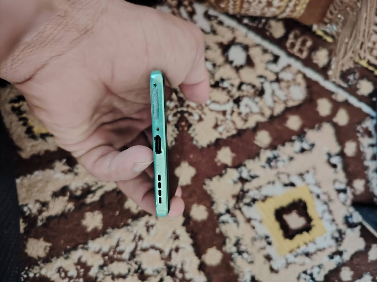 السلام عليكم
للبيع موبايل انفنكس هوت 50 برو + ذاكره 256 

مكاني نجف ناحية الحريه 
سعره  225
الشراي يتصل ع رقم ***********
