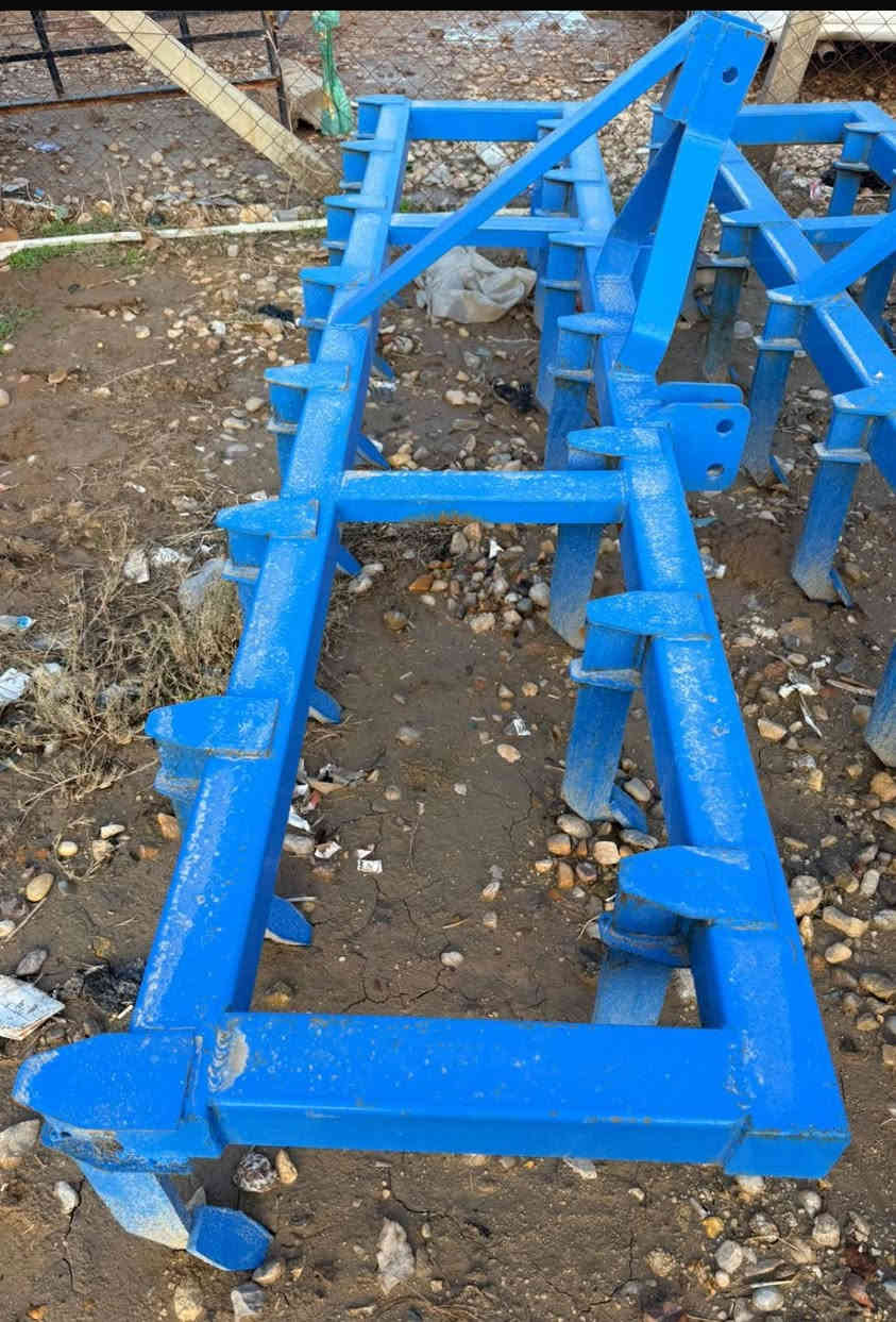 السلام عليكم للبيع معدات زراعيه خراميش تفصال دراجه اولى الحديد الثقيل شرط تكرب جلاد مع ضمان في العمل حجم مترين ونص +تلاثه متر + تلاثه ونص العنوان واسط الزبيديه يوجد لدينا توصيل محافظات للستفسار اتصل ودلل ***********
***********
