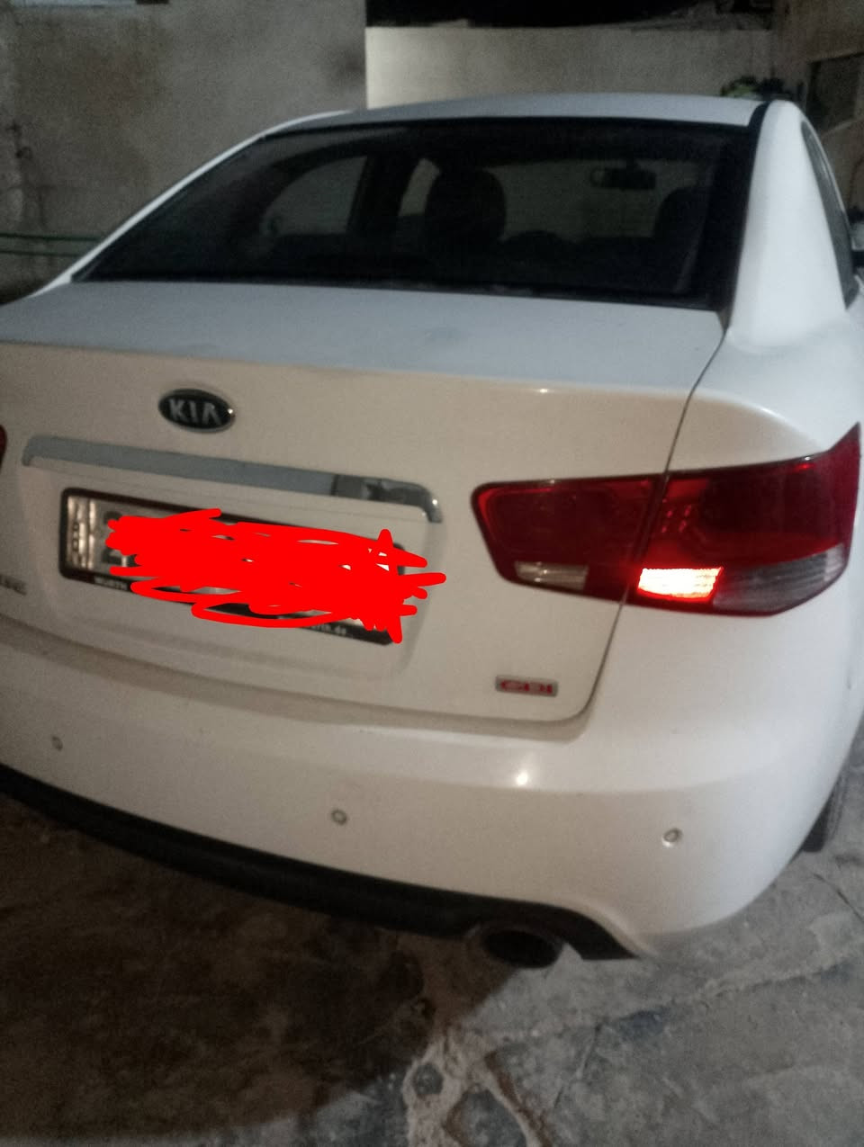 البيع ادوات كصه جنطه مديل ١١ سياره جديده حيل حلوه بانزين مكان سياره بصره سعرها 50 بيه مجال ***********
