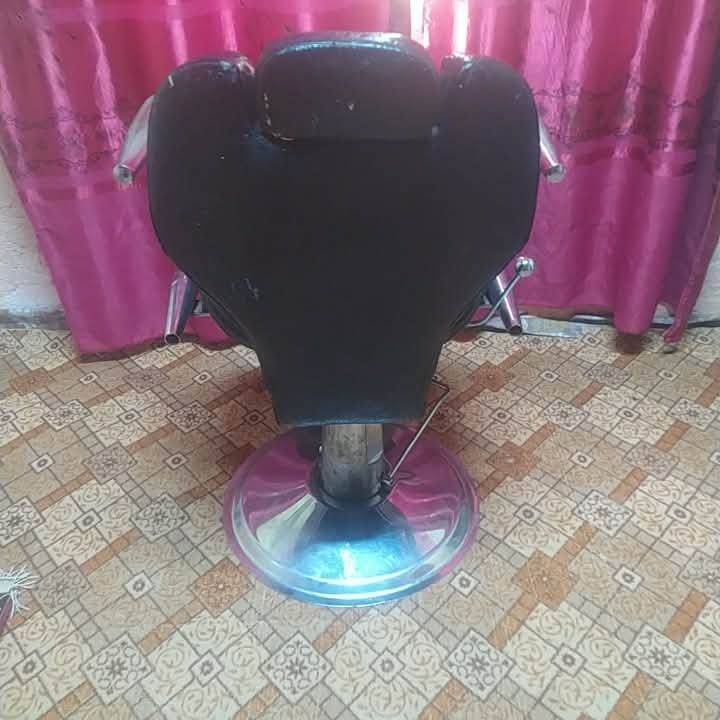 للبيع الاتصال على رقم الهاتف  جديد
***********
