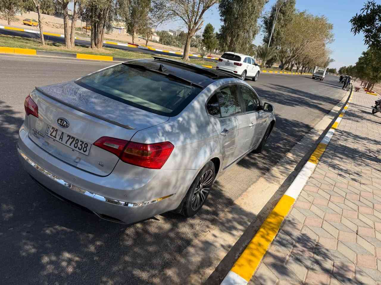 كادنزا ٢٠١١ خليجية رقم سليمانيه بسمنه فول عدا البصمه بيها  ٤ قطع صبغ بدون دواخل شرط الفحص محرك كير تبريد صدر خلفي امامي جديد تخم تاير جاهزه تخبل السعر ١٠٥ بي مجال حك الجيه العنوان ديالى بلدروز *********** بعقوبة, ديالى
