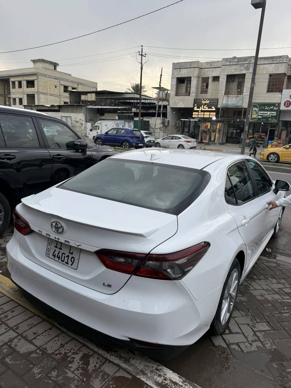 تيوتا كامري 2023 بانزين حادث بنيد وجاملغ امامي ماشيه 27 الف كيلو السعر 19500$ رقم بغداد ***********
