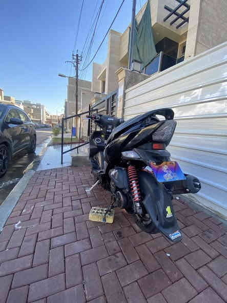 سلام عليكم 
دراجه ثعلب GTR بلادي الدراجه بس بيه  غراض رياضيه بيه كلجات امامي خلفي مطابقات بيه فج رياضي  بيه جهاز قائر فولتيه بيه بعد نواعم الدراجه يا نقص مابيه شغاله نكره بكل وكت سعره 650 وبيه مجال 
مكاني شارع حيفا 
رقمي ***********
