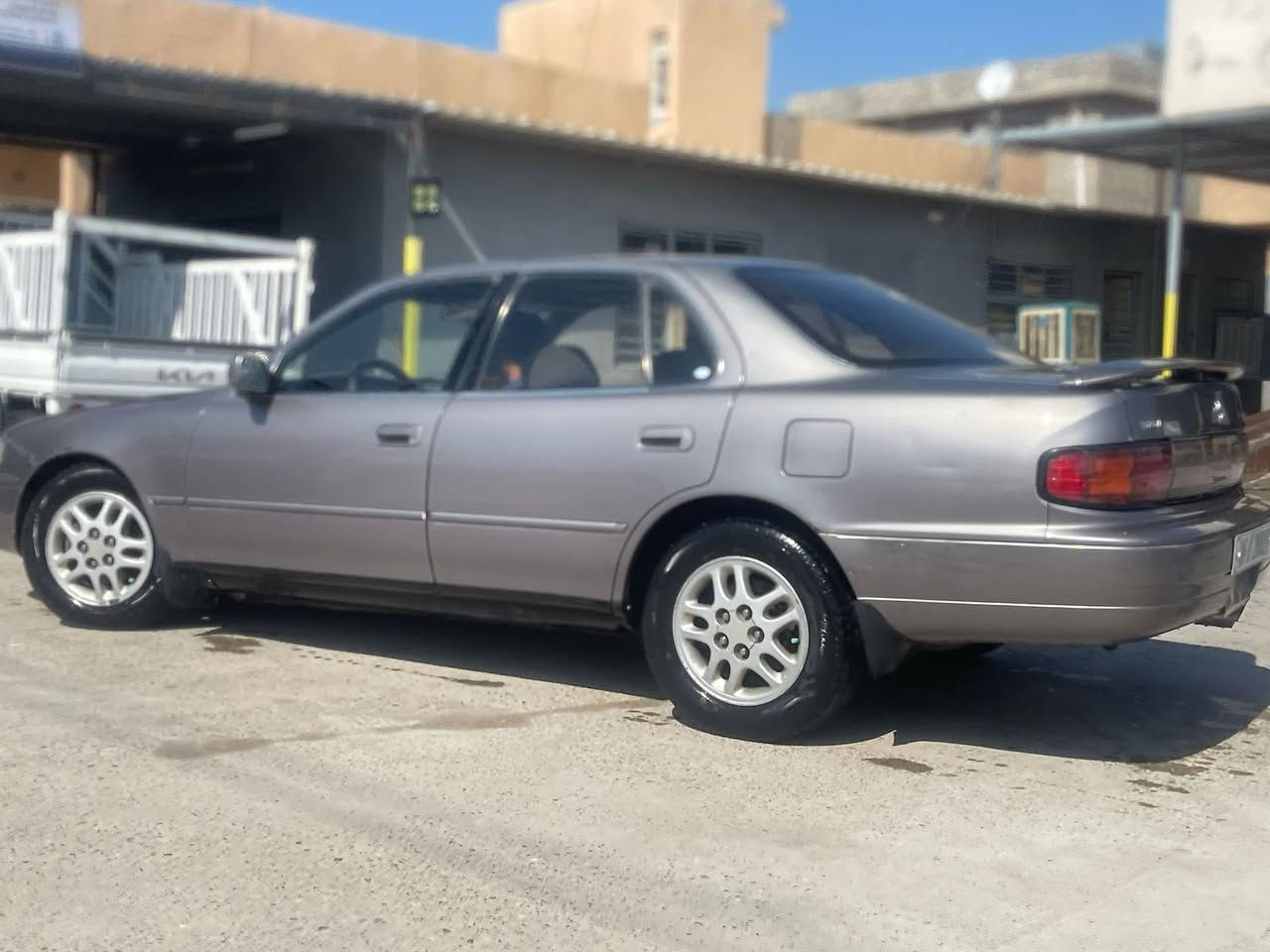 للبيع كامري موديل 92
السيارة مكفولة كفالة عامة من الصبغ والتبديل 

كير و المحرك مكفولات على وضع الشركة

رقم صلاح الدين دولي 

المحرك حجم 3000 بلادي 

📍مكان السيارة تكريت 

السعر 65 ورقة 

***********
