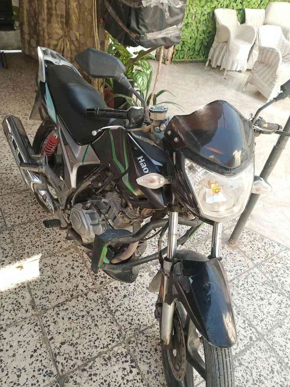 ماطور هاوجي 17
محركه 150 نضافه المحرك فول  مكمرك وما مسجل
بي اوراق اصوليه السعر 900وبي مجال
 للآستفسار ***********
