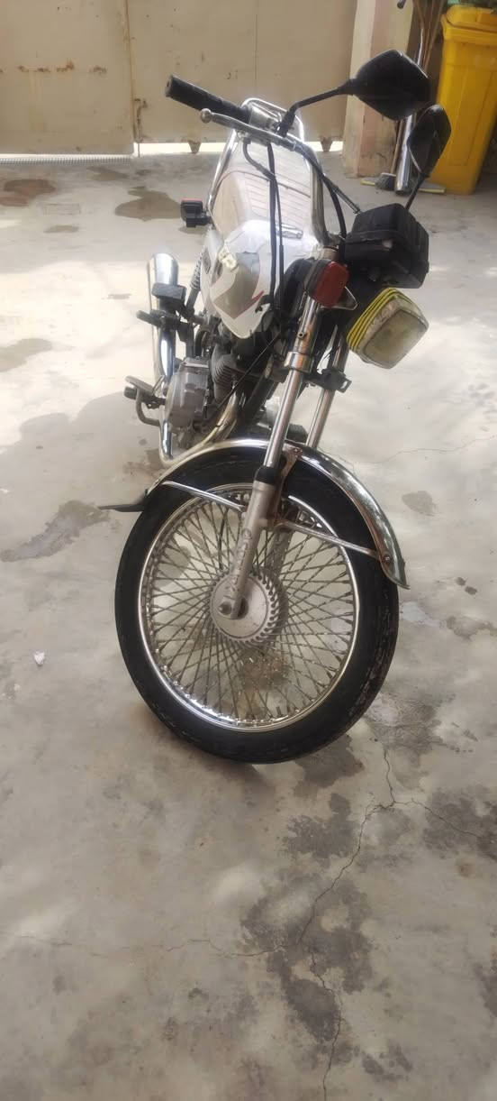 تايكر ٢٠ للبيع السعر ٣٧٥ وبيه مجال الشراي يتصل مارد عل تعاليق *********** مكاني بلدروز
