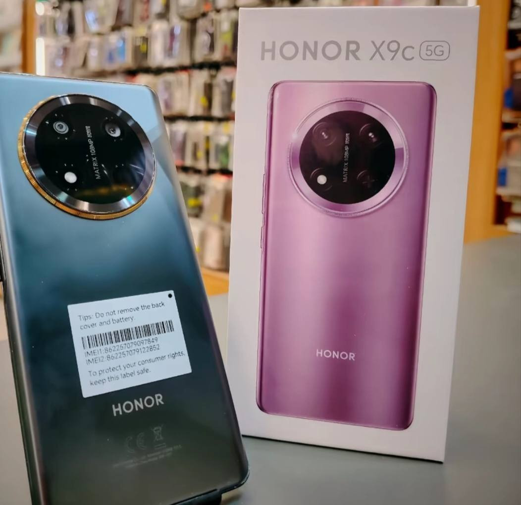 هونر x9c مقاوم للصدمات جهاز وتر جديد مصار شهر من اخذته ذاكره ٢٥٦والداخليه ١٢ سناب داركون جهاز كامل ملحقات كلش جديد للتواصل خاص مكان كربلاء


**إذا كنت صاحب هذا الإعلان وتريد حذفه لأي سبب، رجاءا أرسل رسالة إلى الدعم الفني**