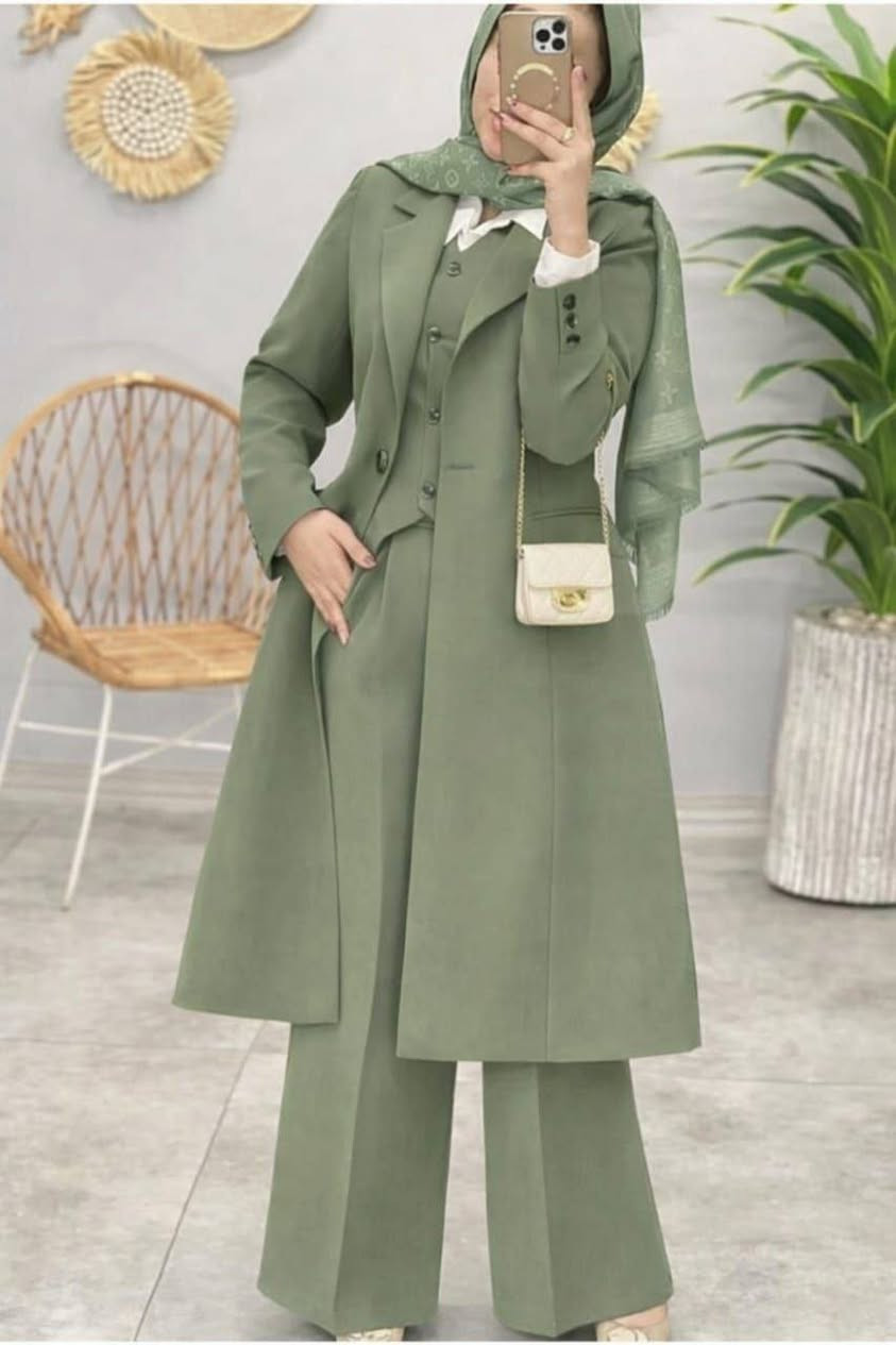 من باريس اقدم لكم كل ما هو جديد
قاط مكون من 3 قطع 
سترة مبطنه ويلك مبطن 
القياسات 40/42/44/46/48/50 
الالوان كما هو موضح اعلاه 
طول السترة 105 
طول البنطرون استندر 105 
طول اليلك 55 

السعر مع التوصيل 65الف

الحجر بالخاص جمله ومفرد


**إذا كنت صاحب هذا الإعلان وتريد حذفه لأي سبب، رجاءا أرسل رسالة إلى الدعم الفني**