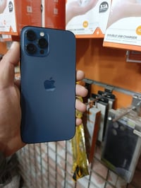 آيفون ١٢ برو ماكس • ٢٥٦ • بطاريه ٧٨